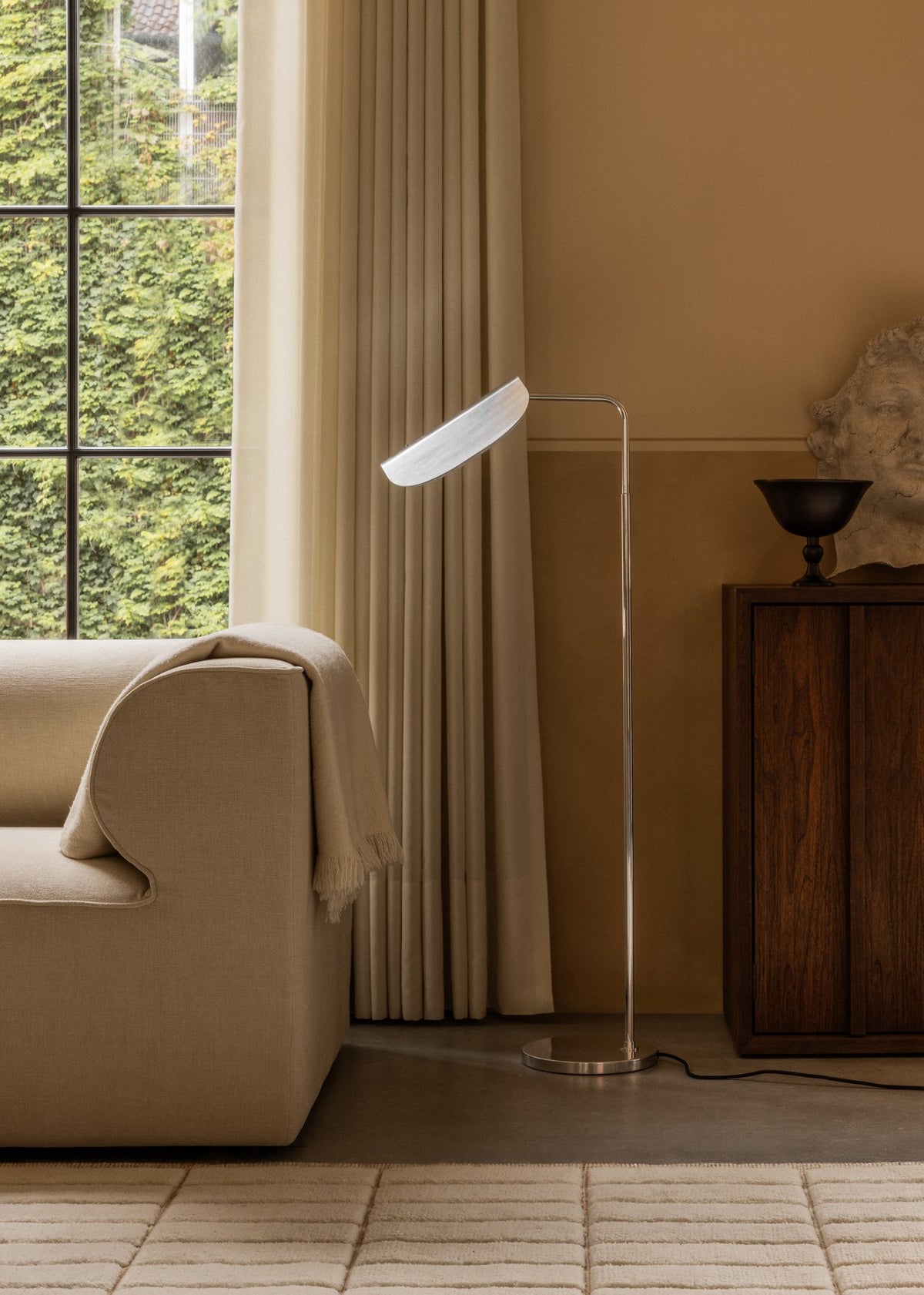 Wing Floor Lamp