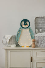 Cargar imagen en el visor de la galería, Baby Penguin Lamp | Teal