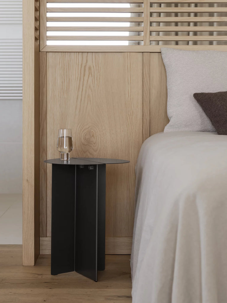 Side table -ORU- Colour Black Size S Ø 35cm