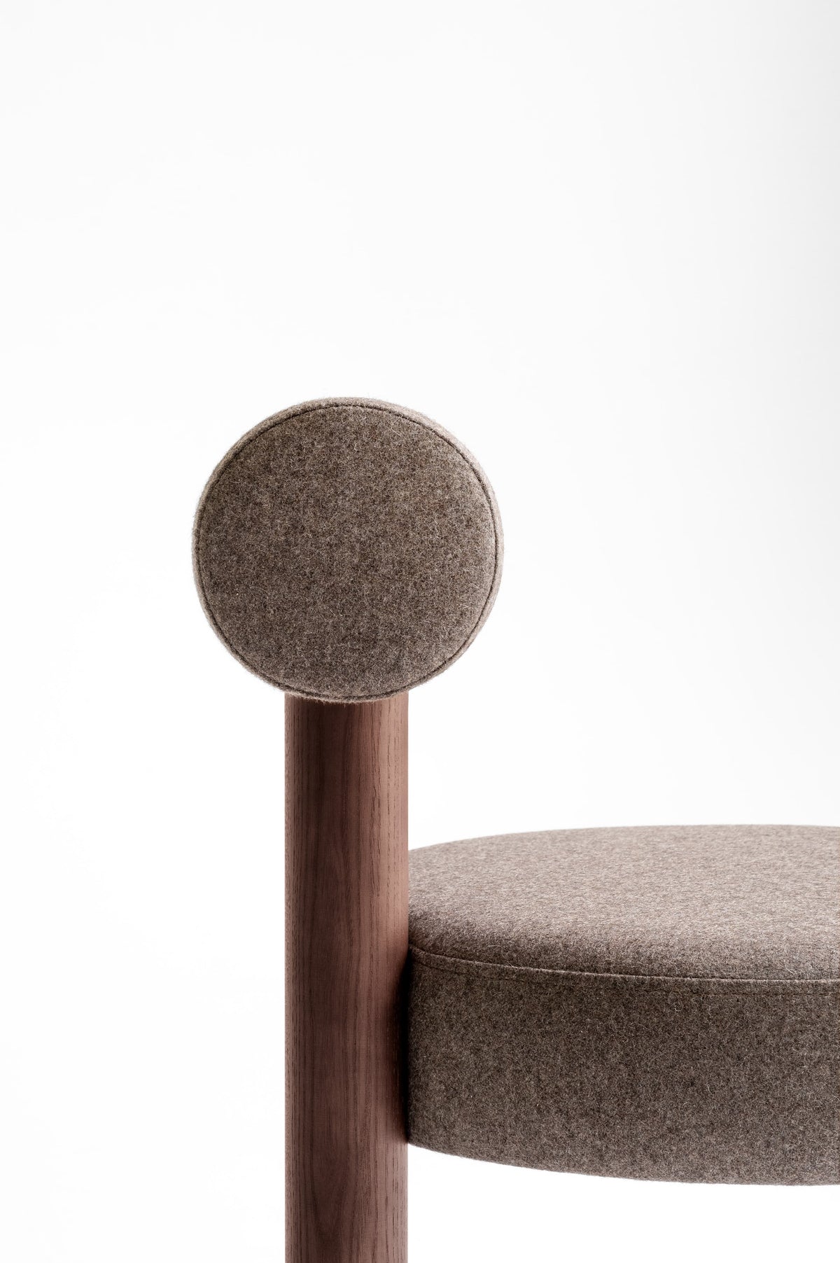 Counter Chair Gropius CS2/65