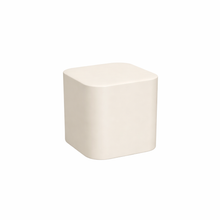 Carica l'immagine nel visualizzatore di Gallery, Coffee table Marlow Square W45 D45 H40 - Latte Stoneskin - Round edge
