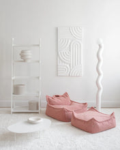 Carica l'immagine nel visualizzatore di Gallery, Guava Beanbag Chair