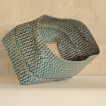 Cargar imagen en el visor de la galería, Linen Basket, Blue, South Africa