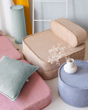 Load image into Gallery viewer, Pink Mousse Flip Chair