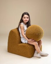 Carica l&#39;immagine nel visualizzatore di Gallery, Maple Cloud Chair