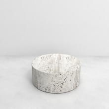 Carica l'immagine nel visualizzatore di Gallery, Travertin coffee table - Dax - Low - 32cm