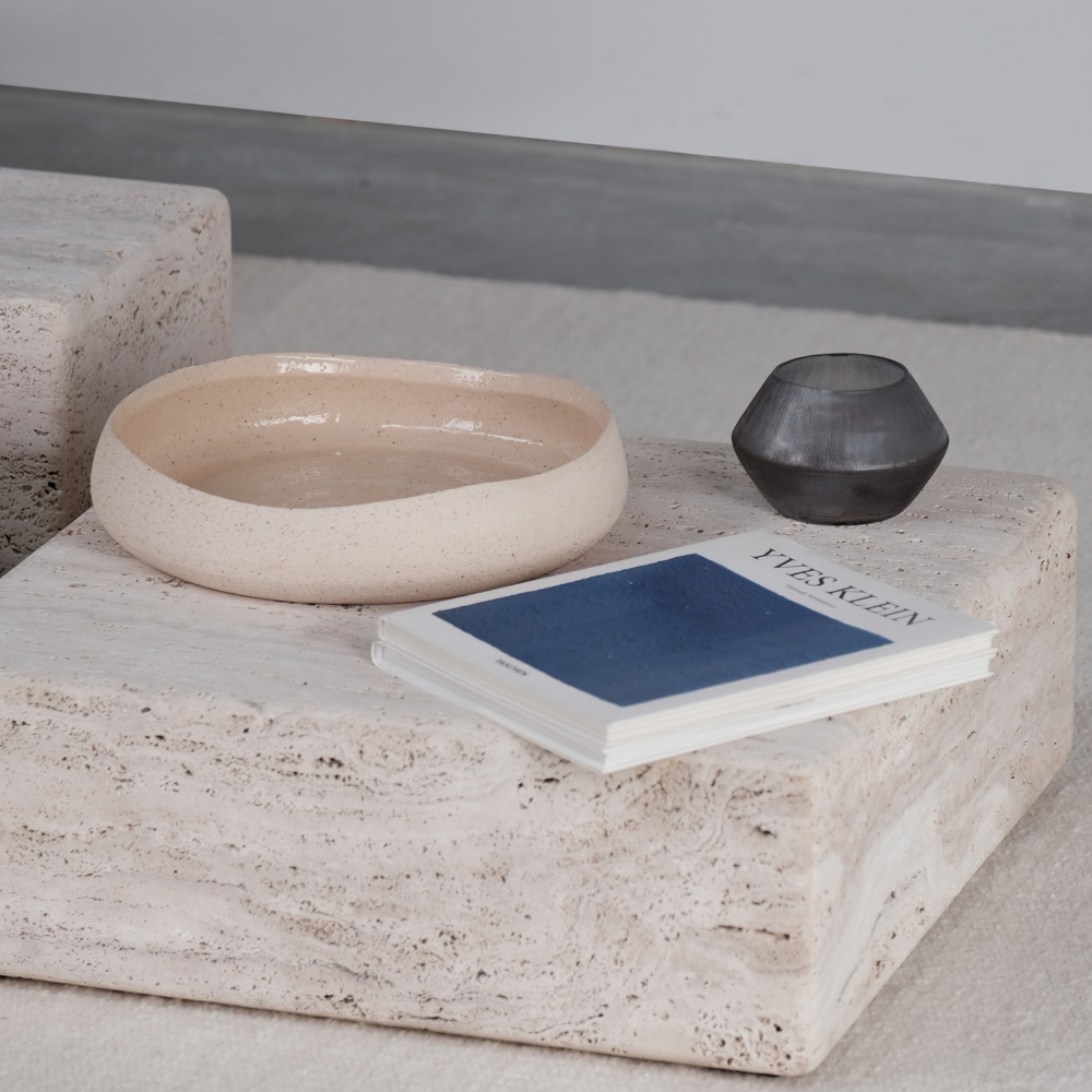 Coffee table Dijon -Rough white sandstone travertine - Large