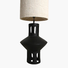 Laden Sie das Bild in den Galerie-Viewer, Terra table lamp black Lily