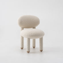 Carica l&#39;immagine nel visualizzatore di Gallery, Flock Chair CS1