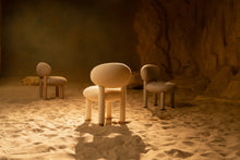 Carica l&#39;immagine nel visualizzatore di Gallery, Flock Chair CS1