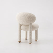 Carica l&#39;immagine nel visualizzatore di Gallery, Flock Chair CS1