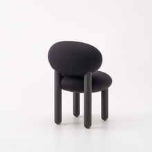 Carica l&#39;immagine nel visualizzatore di Gallery, Flock Chair CS2