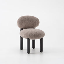 Carica l&#39;immagine nel visualizzatore di Gallery, Flock Chair CS2