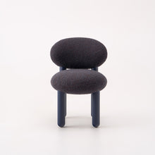 Carica l&#39;immagine nel visualizzatore di Gallery, Flock Chair CS2