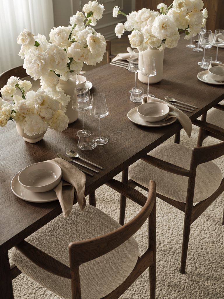 Graceful Dining Table 240 x 105 cm - 40 mm