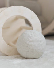 Load image into Gallery viewer, HILLA ball | linen