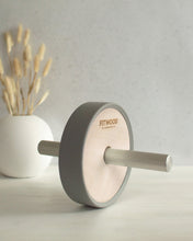 Cargar imagen en el visor de la galería, KIVI exercise wheel | birch - grey