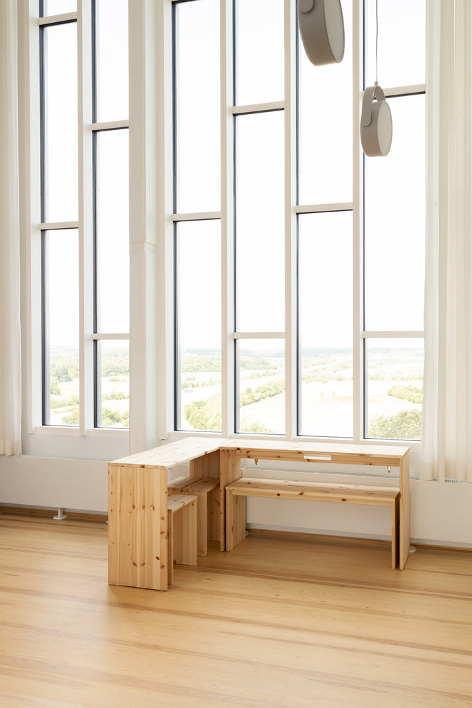 JOIN-IN DINING TABLE