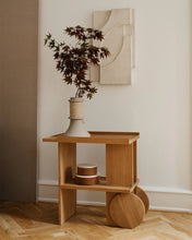 Laden Sie das Bild in den Galerie-Viewer, Axis Side Table