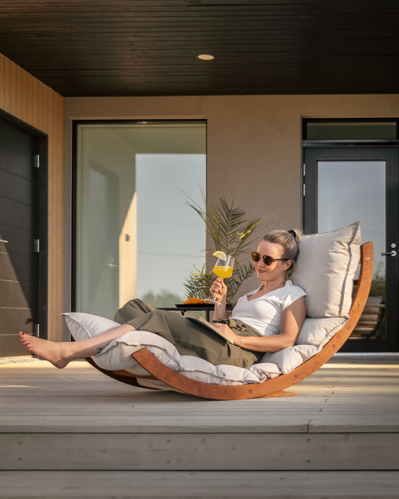 LAAKSO outdoor lounger | brown