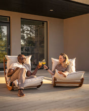Cargar imagen en el visor de la galería, LAAKSO outdoor lounger | brown