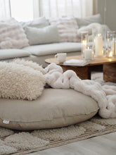 Cargar imagen en el visor de la galería, LEMPI floor cushion | sand