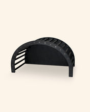 Laden Sie das Bild in den Galerie-Viewer, LUOTO II climbing arch | black stained