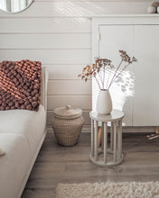 Cargar imagen en el visor de la galería, LUOTO stool | beige