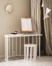 Cargar imagen en el visor de la galería, LUOTO stool | white