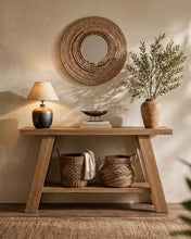 Carica l'immagine nel visualizzatore di Gallery, LOGRAM Consola 130 x 47 x 75 cm