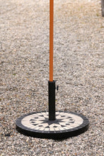 Carica l'immagine nel visualizzatore di Gallery, BASE SUNSHADE STONEWARE INOX 50X50X32,5 20KG, TILE