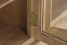 Cargar imagen en el visor de la galería, SHOWCASE MANGO GLASS 240X50X205