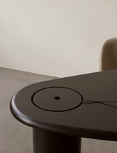 Laden Sie das Bild in den Galerie-Viewer, The Eclipse Desk