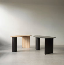 Laden Sie das Bild in den Galerie-Viewer, The Eclipse Desk
