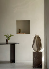 Laden Sie das Bild in den Galerie-Viewer, The Eclipse Desk