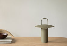 Laden Sie das Bild in den Galerie-Viewer, The Eclipse Desk