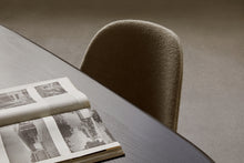 Laden Sie das Bild in den Galerie-Viewer, The Eclipse Desk