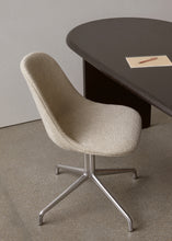 Laden Sie das Bild in den Galerie-Viewer, The Eclipse Desk