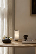 Laden Sie das Bild in den Galerie-Viewer, The Eclipse Desk