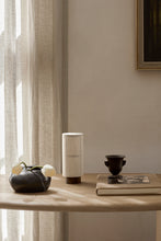 Laden Sie das Bild in den Galerie-Viewer, The Eclipse Desk