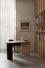 Laden Sie das Bild in den Galerie-Viewer, The Eclipse Desk