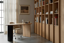 Laden Sie das Bild in den Galerie-Viewer, The Eclipse Desk