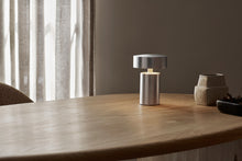 Laden Sie das Bild in den Galerie-Viewer, The Eclipse Desk