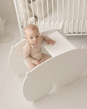 Cargar imagen en el visor de la galería, NUPPU rocking horse | white
