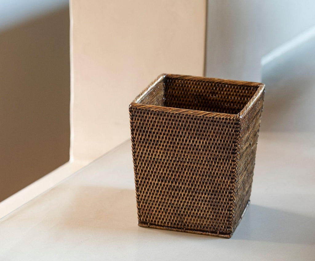 BROWN RATTAN PAPER BIN 25X25X30CM