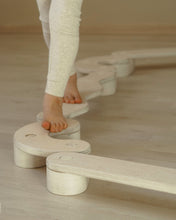 Charger l'image dans la galerie, POLKU balance beam L | birch