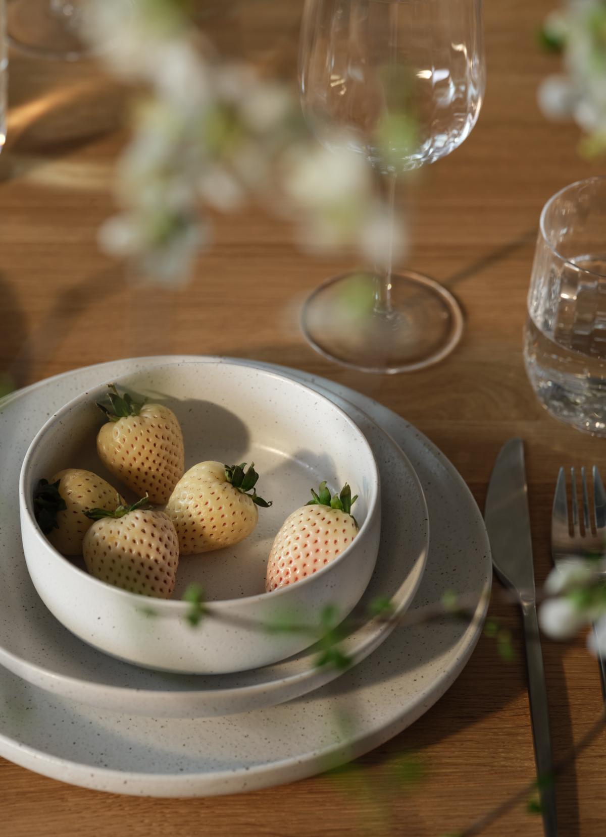 Palo Dining Table