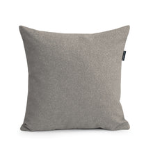 Carica l'immagine nel visualizzatore di Gallery, Pillow Square 43