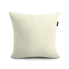 Carica l'immagine nel visualizzatore di Gallery, Pillow Square 43