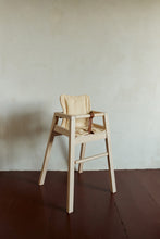 Carica l&#39;immagine nel visualizzatore di Gallery, Robot High Chair